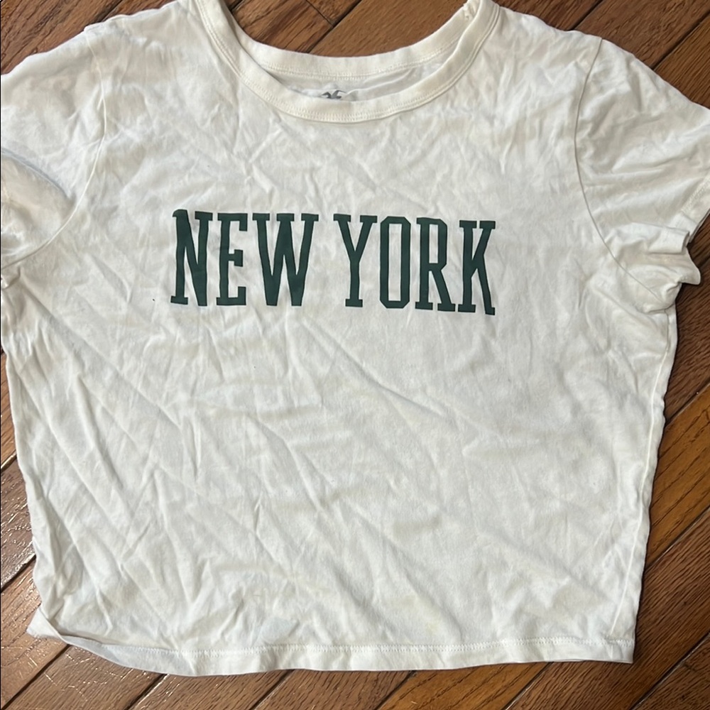 Hollister White Green Graphic Crop Tee